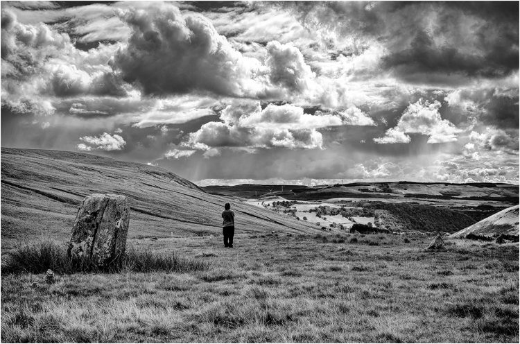 Cerrig Duon
Scored 16 (pdi), landscape category.
Pentax K-5IIs. 48mm, f/8, 1/125sec, ISO 100.
